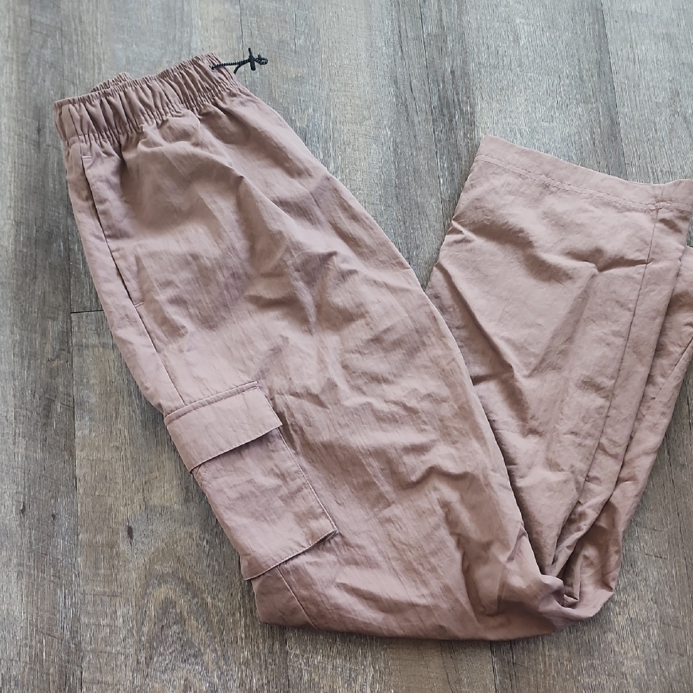 Nike Women's Cargo Joggers Mauve Taupe